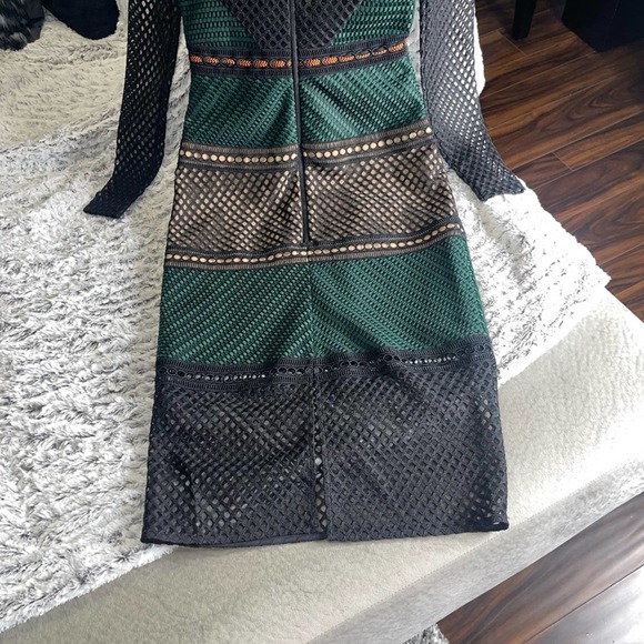 Self-Portrait SAMPLE Forest Green Fitted Mock-Neck Lace Midi Dress - Picture 8 of 10